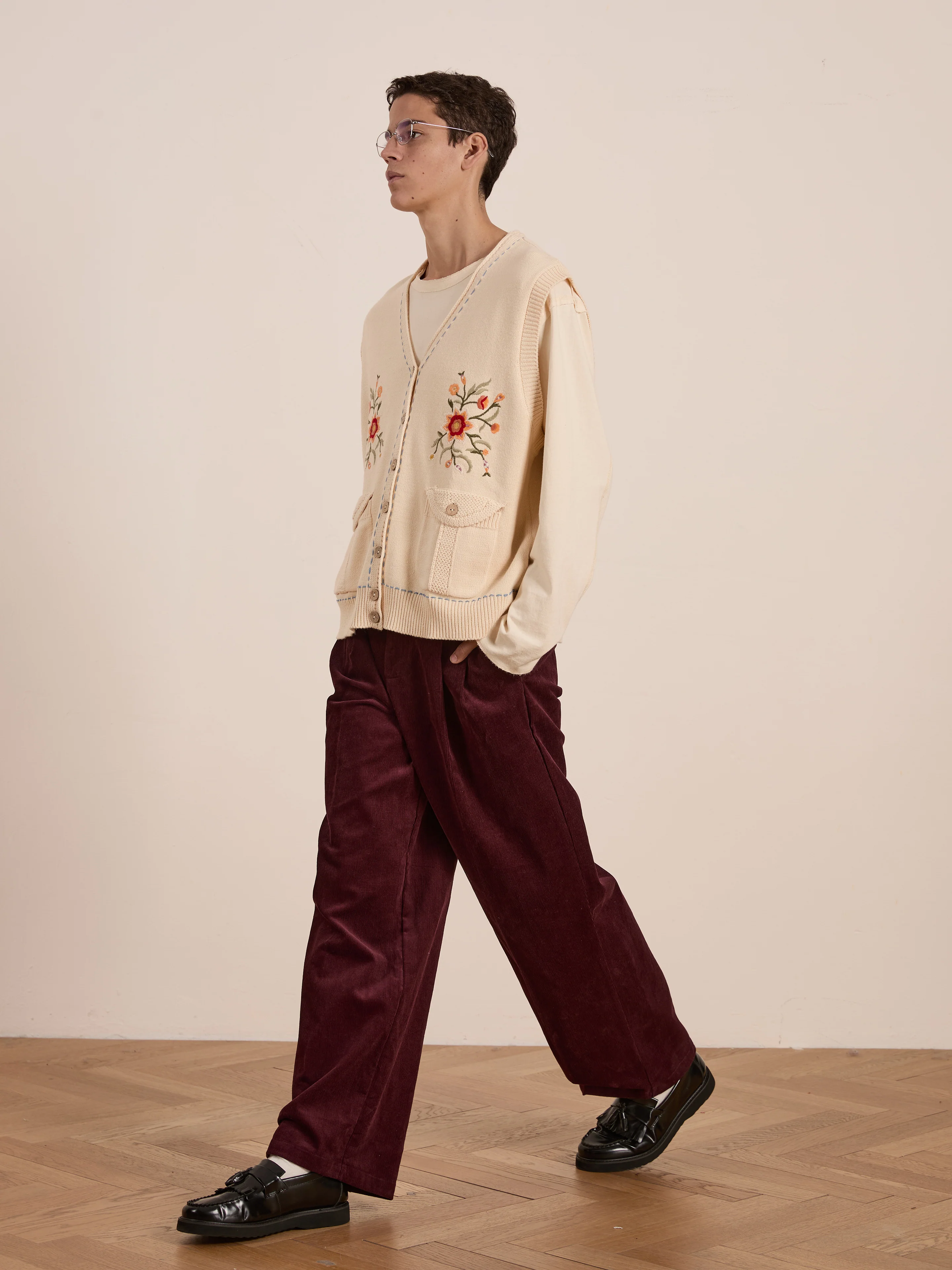 Floral Embroidered Knit Vest - Image 11
