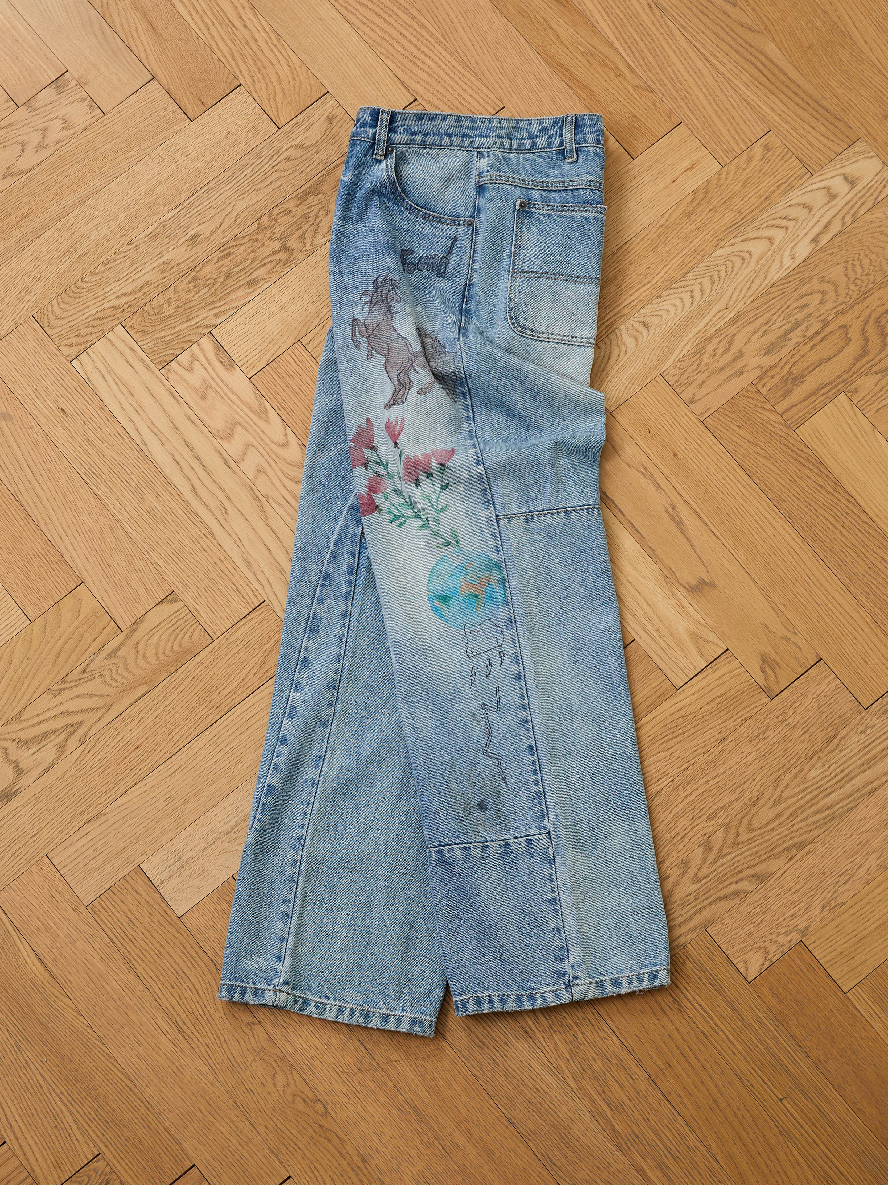 Hand Art Jeans - Image 9