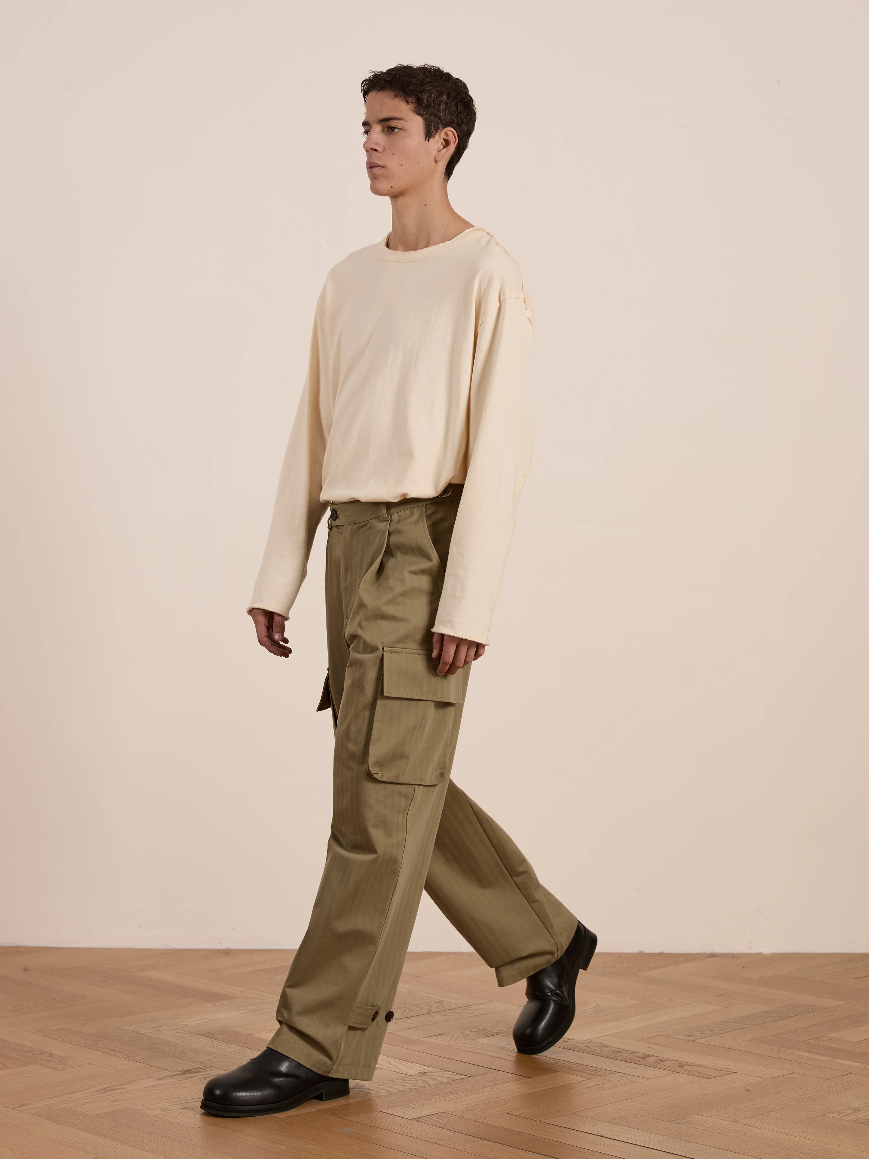 Hava Herringbone Pleated Cargo Trousers - Image 4