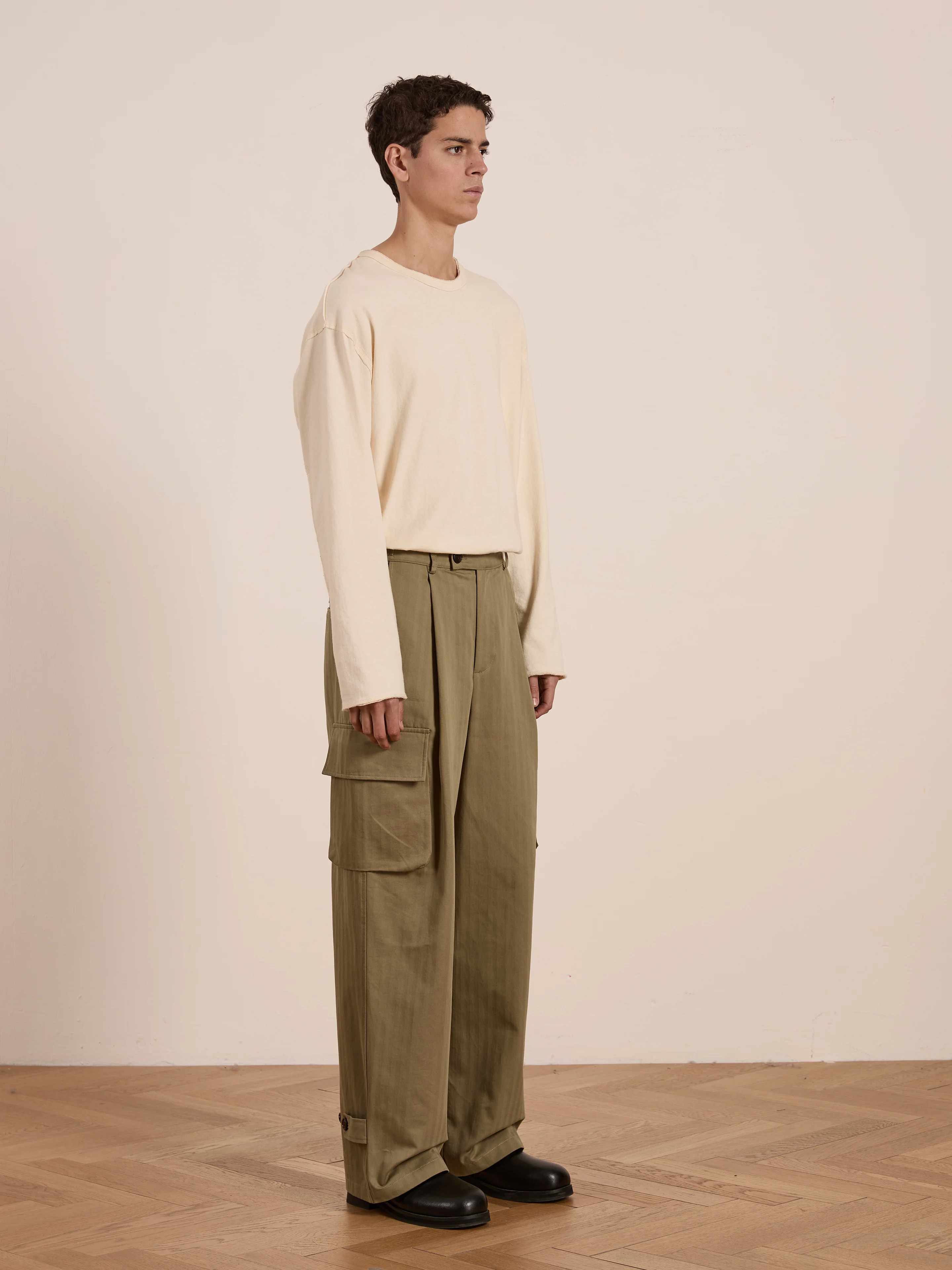 Hava Herringbone Pleated Cargo Trousers - Image 9