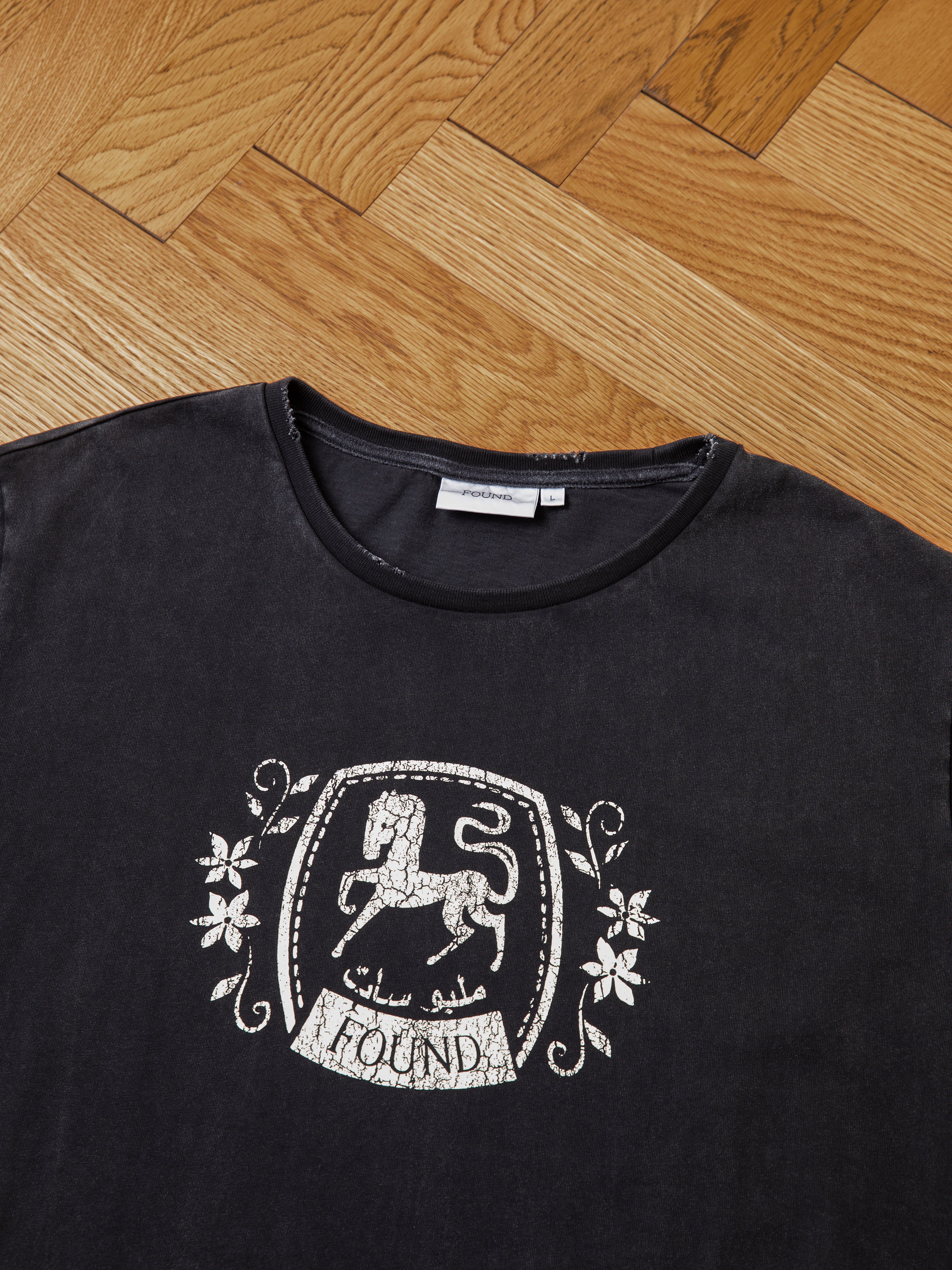 Horse Logo Print Tee - Image 8