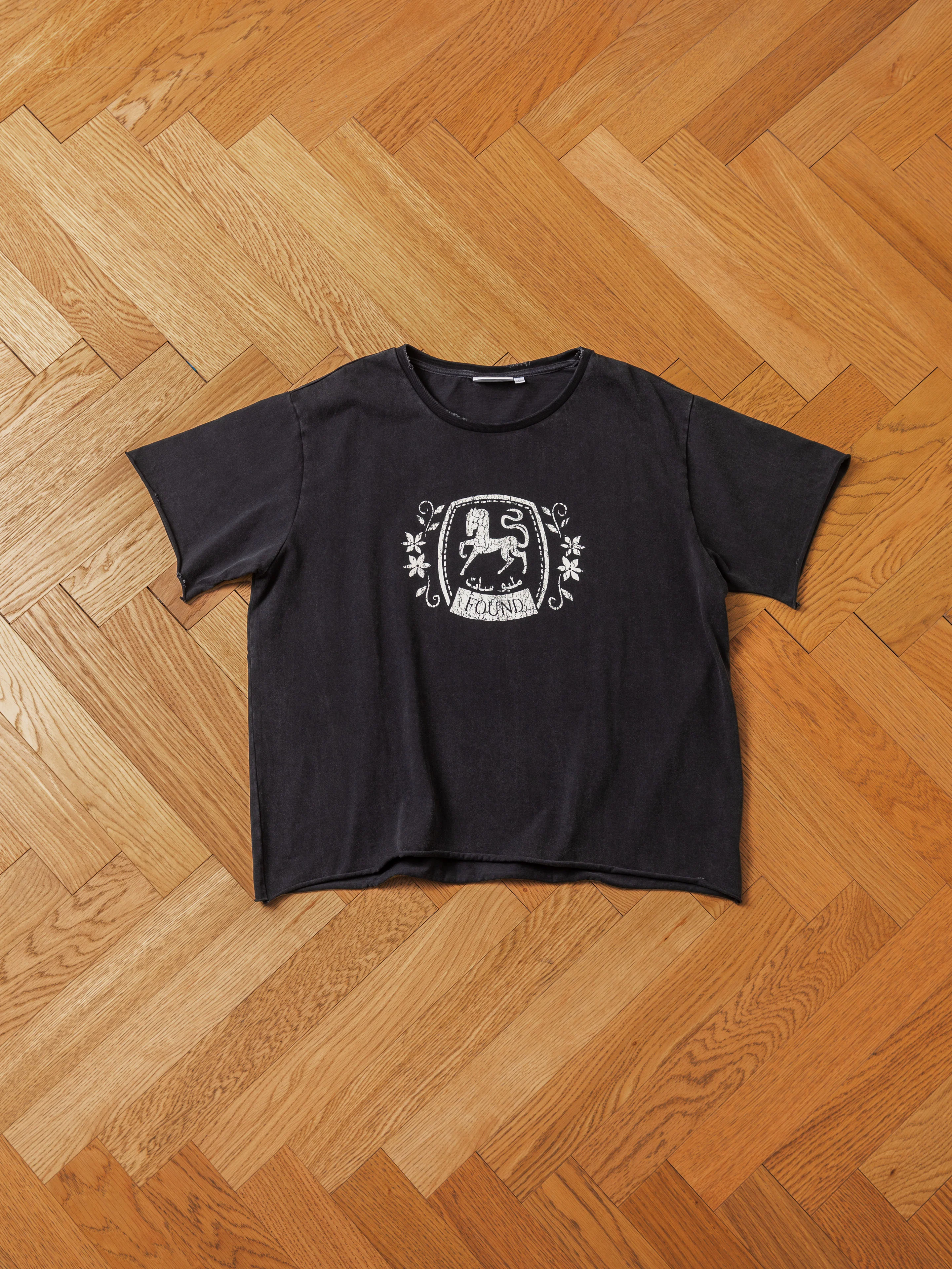 Horse Logo Print Tee - Image 9