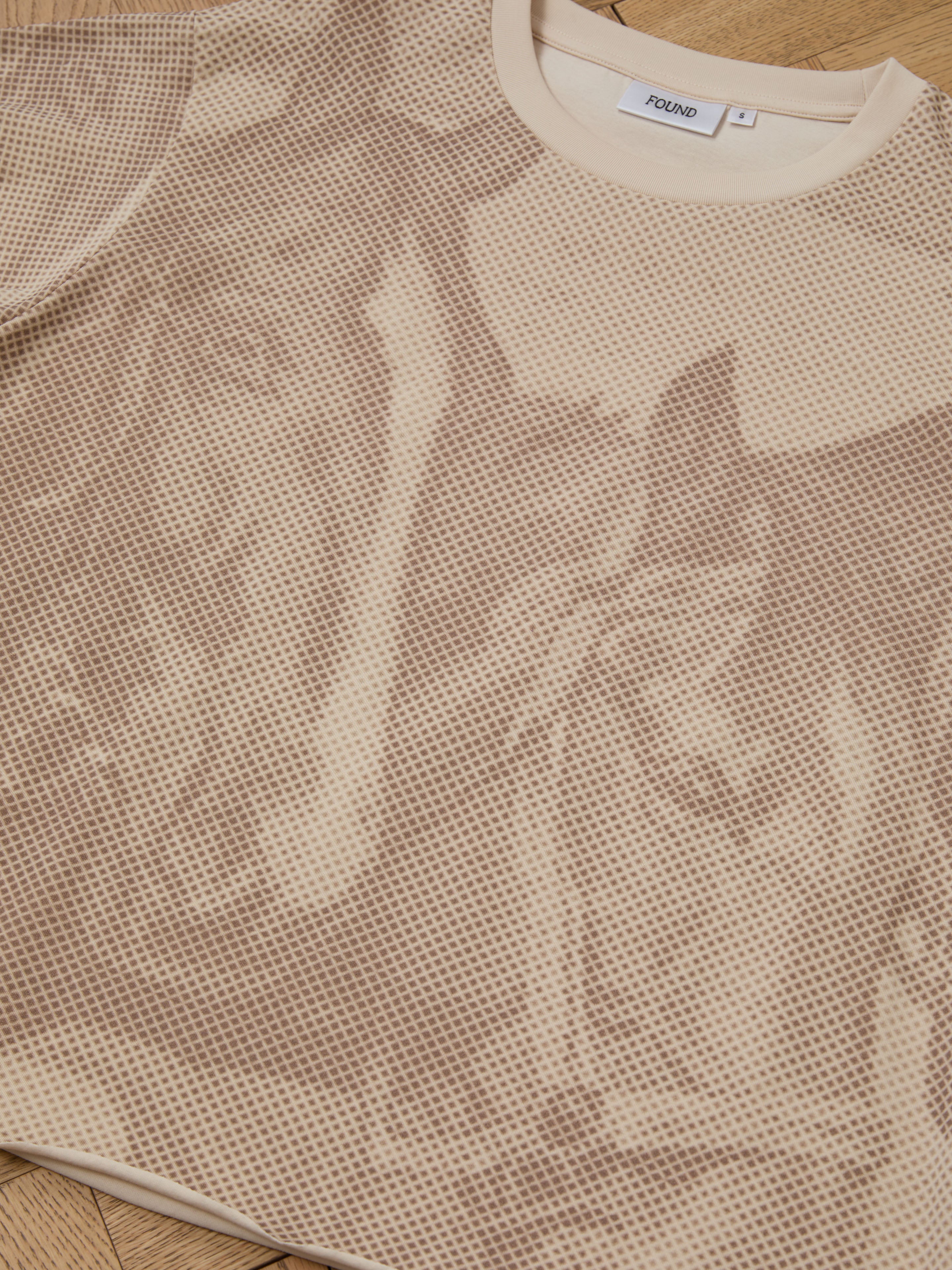 Horse Racer Tee - Image 11