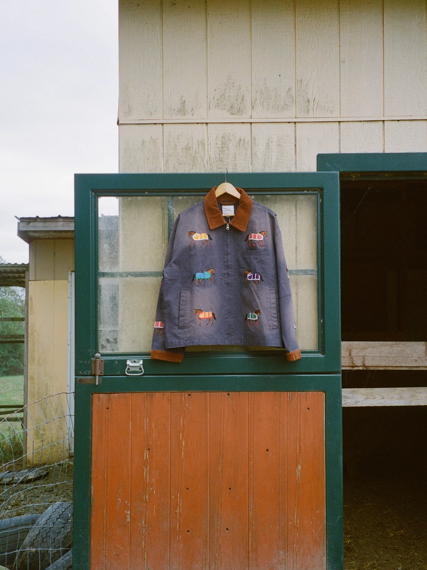 Lariat Horse Embroidered Work Jacket - Image 7