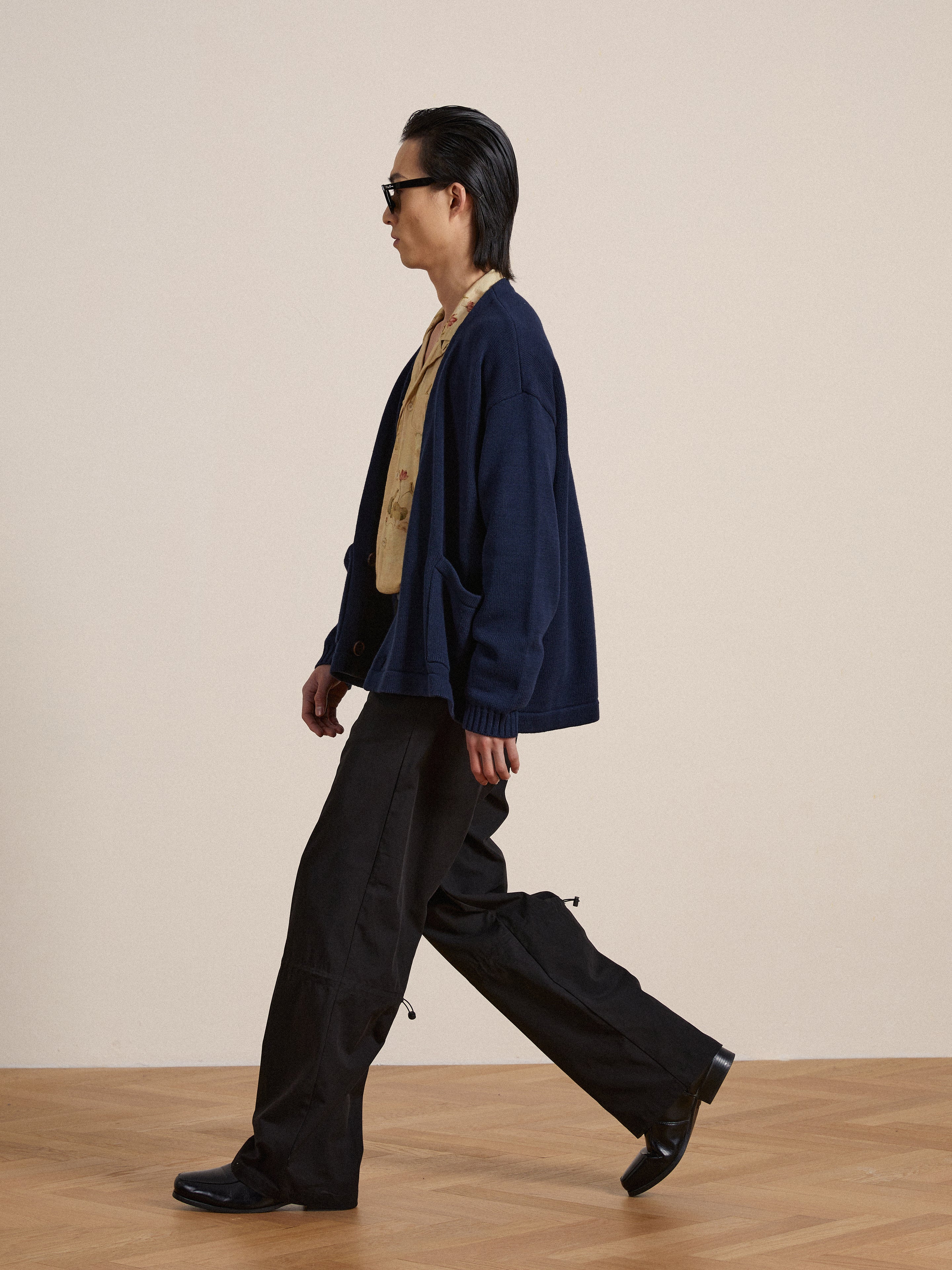 Tencel Pleated Pants - Image 10