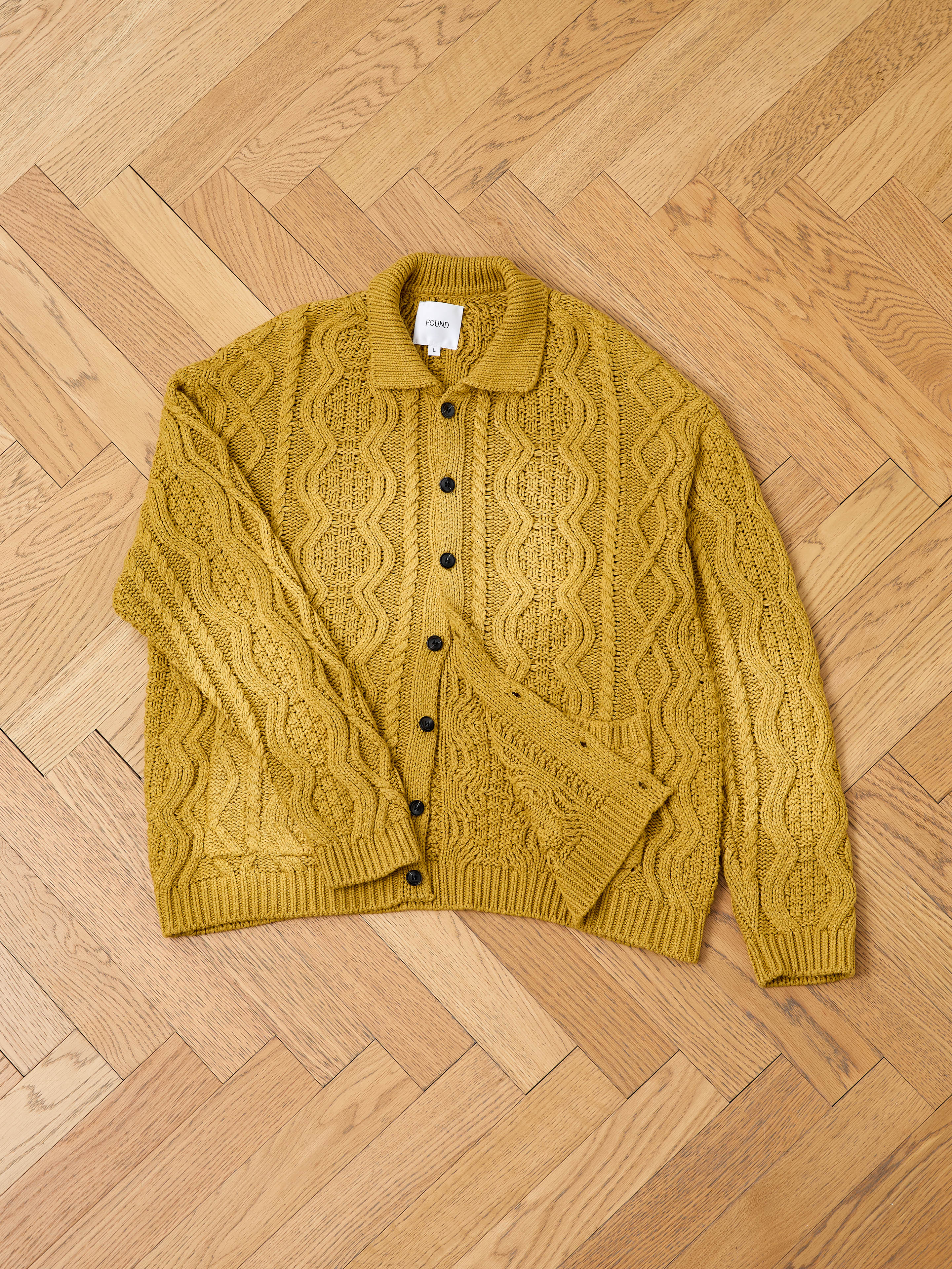 Cable Knit Buttoned Cardigan - Image 13