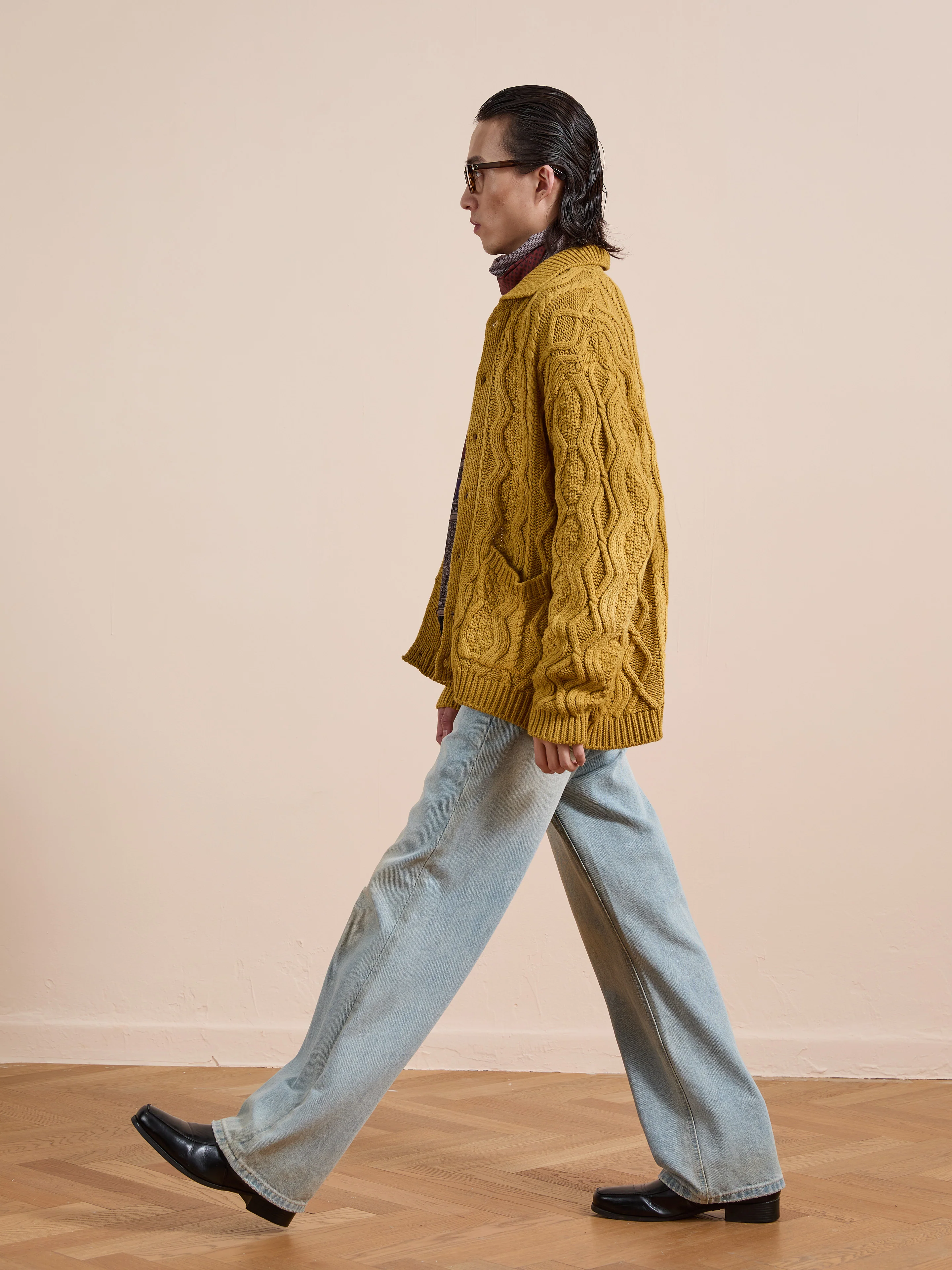 Cable Knit Buttoned Cardigan - Image 9