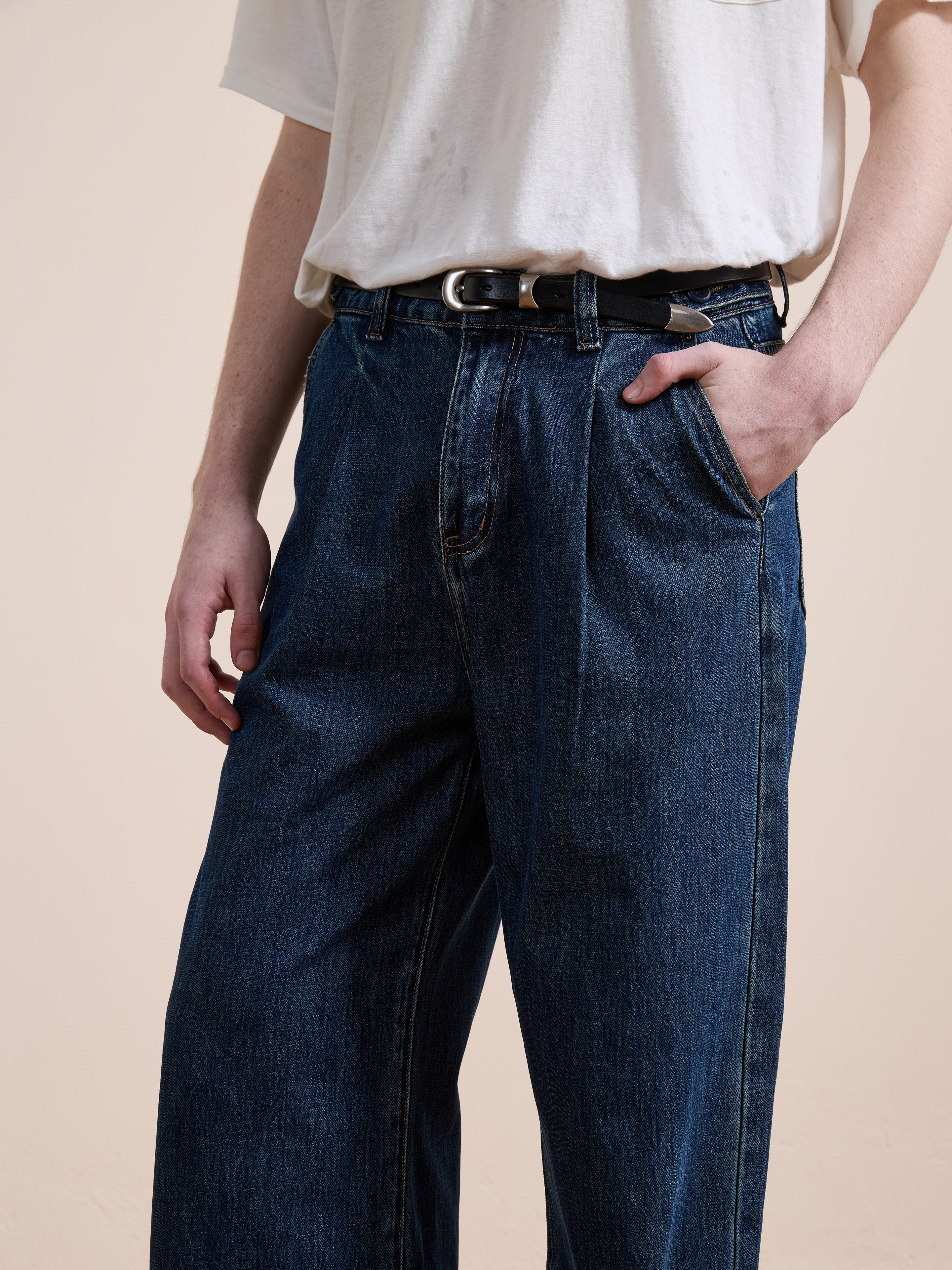 Pleated Relaxed Fit Jeans - Image 2