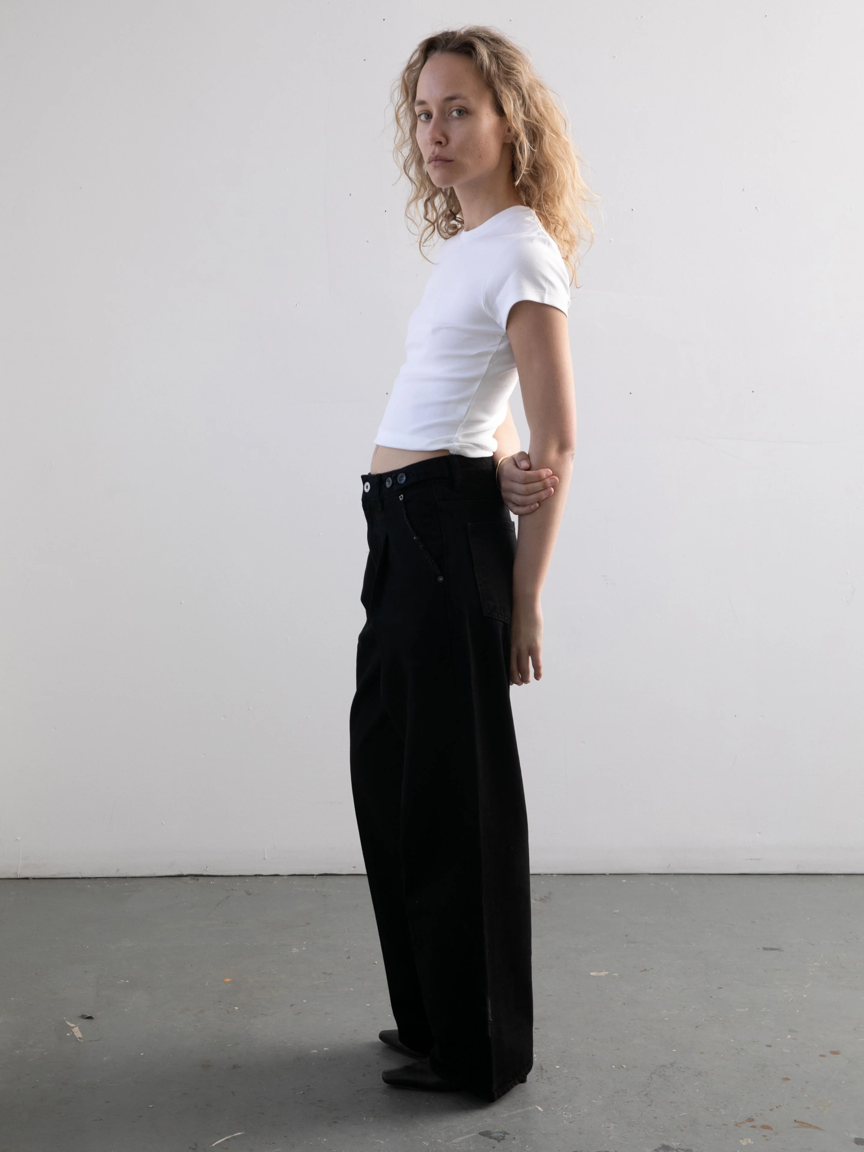 Pleated Relaxed Fit Jeans - Image 8