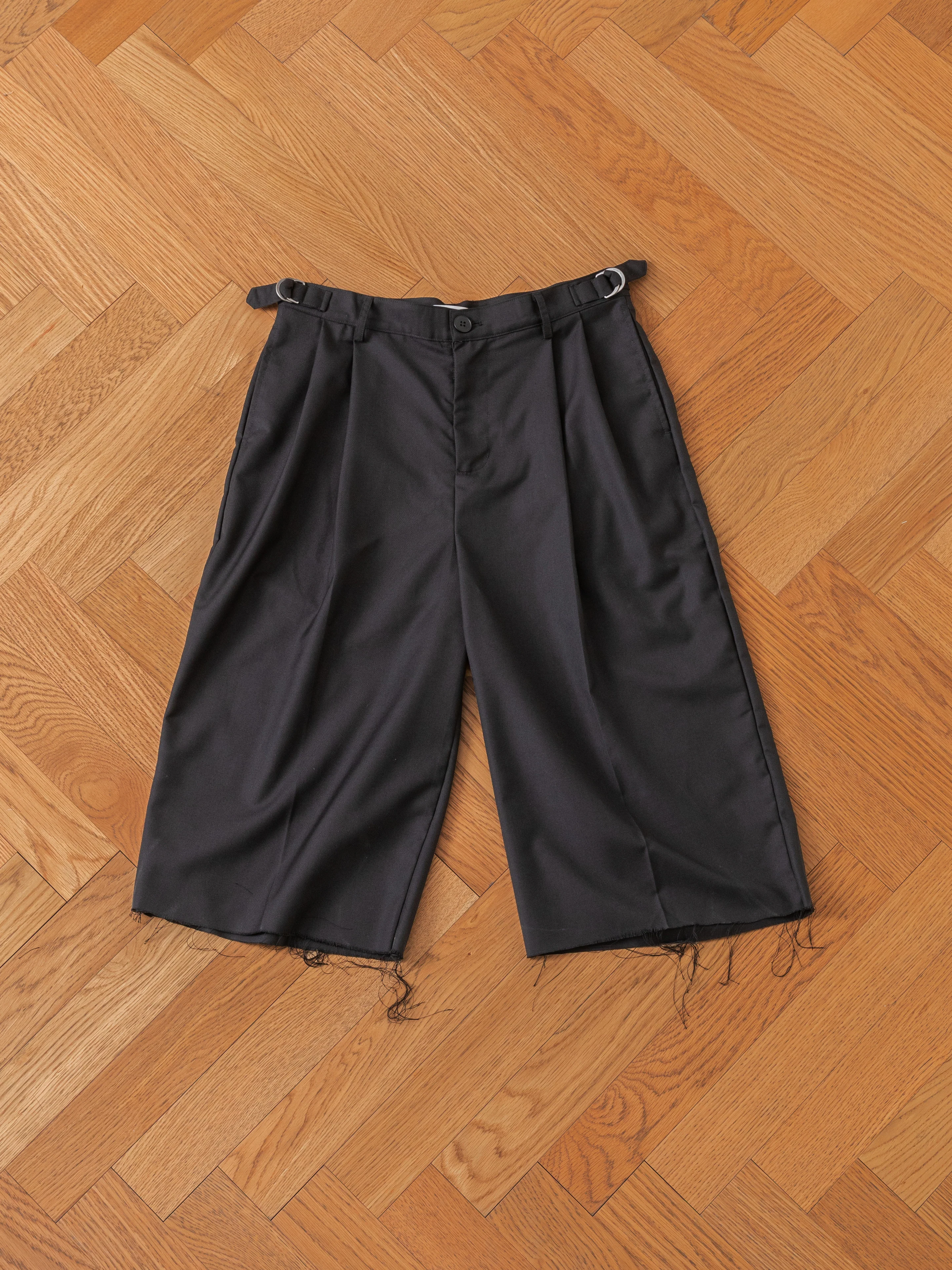 Pleated Trouser Shorts - Image 7