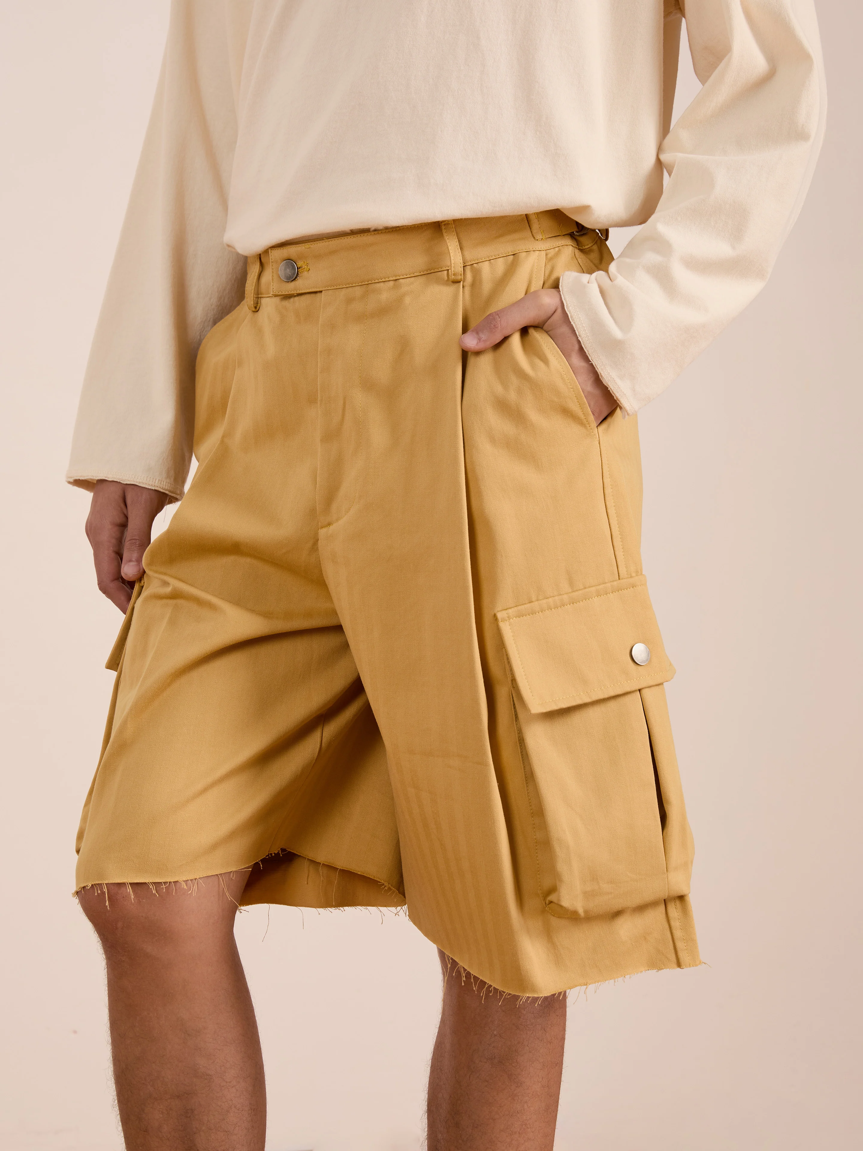Sunlight Twill Cargo Shorts - Image 4