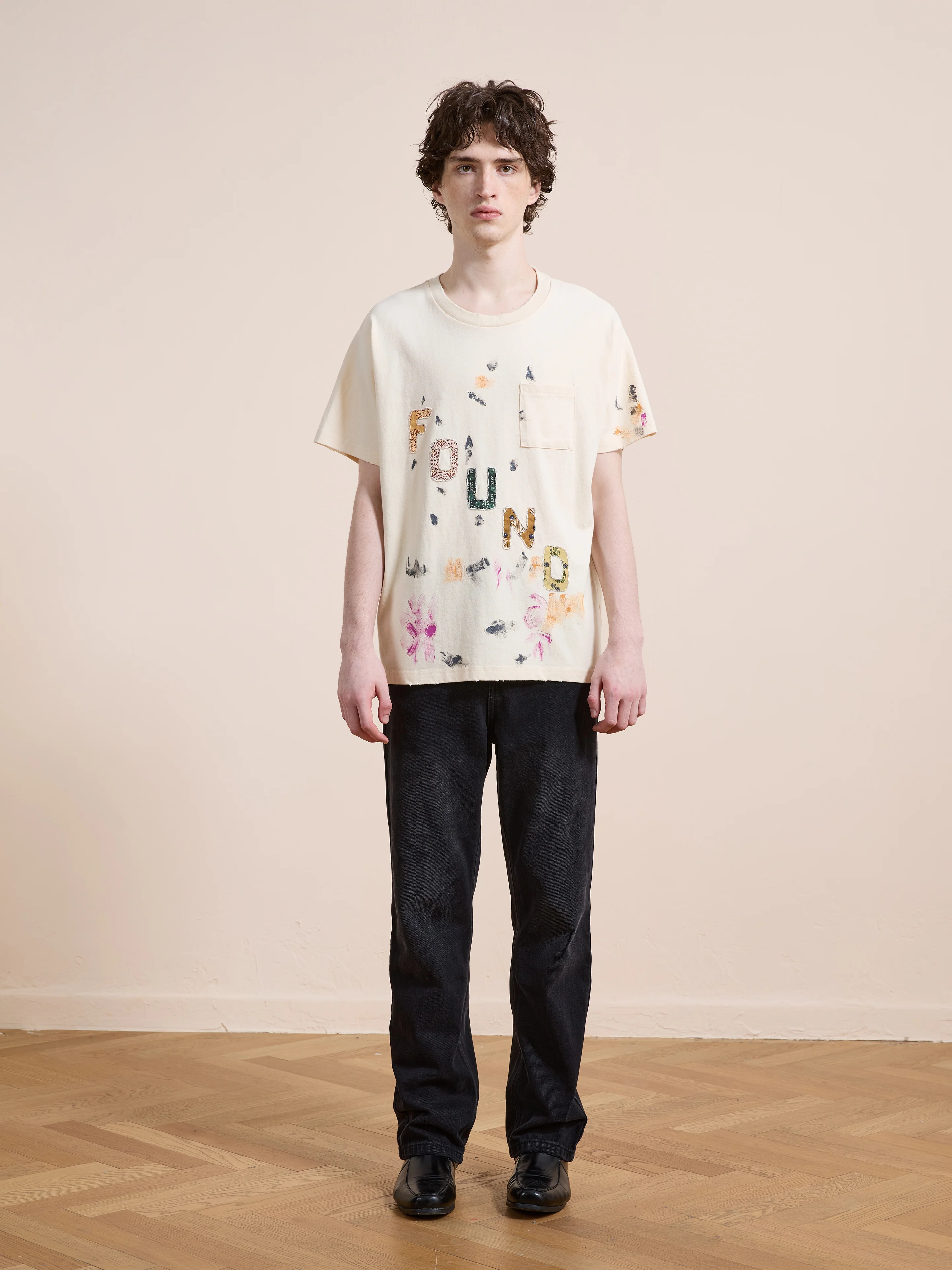 Tapestry Logo Paint Tee - Image 11